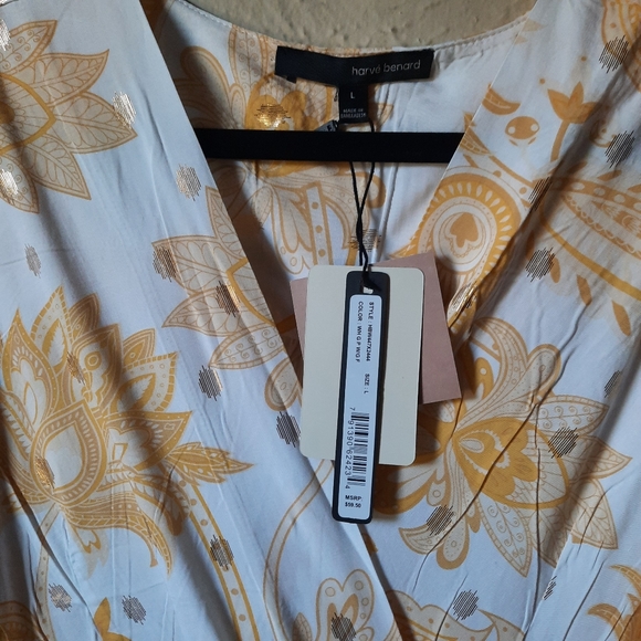 ❤️HARVE BENARD, size L ,woman blouse NWT, White and floral - Picture 7 of 8